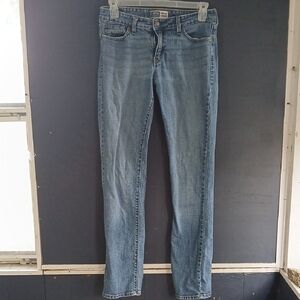 Signature Levis Mid Rise Straight BlueJeans Size 12 L
